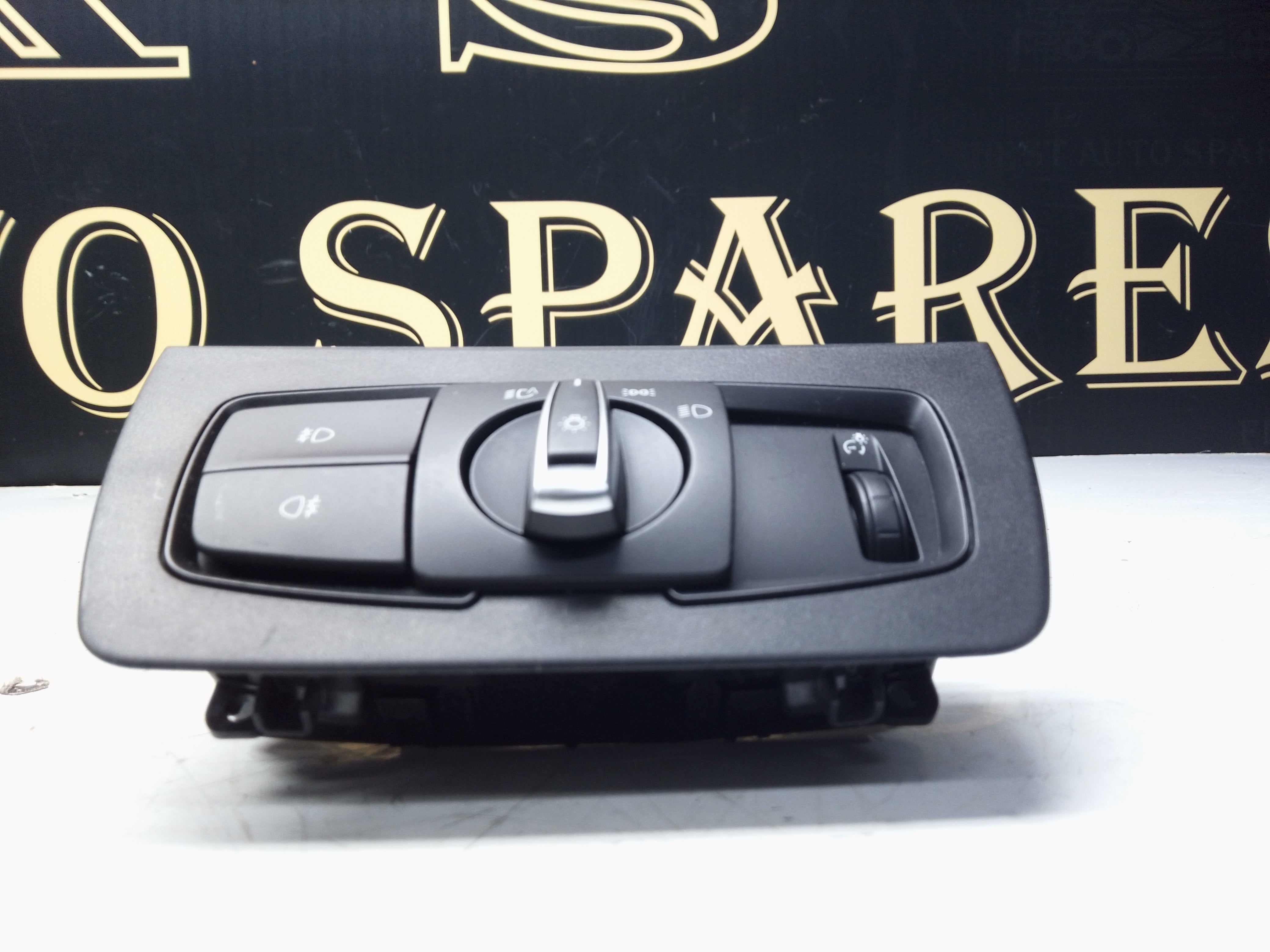 BMW 4 Series F32 F33 2018 Headlight Switch (6847512-01)
