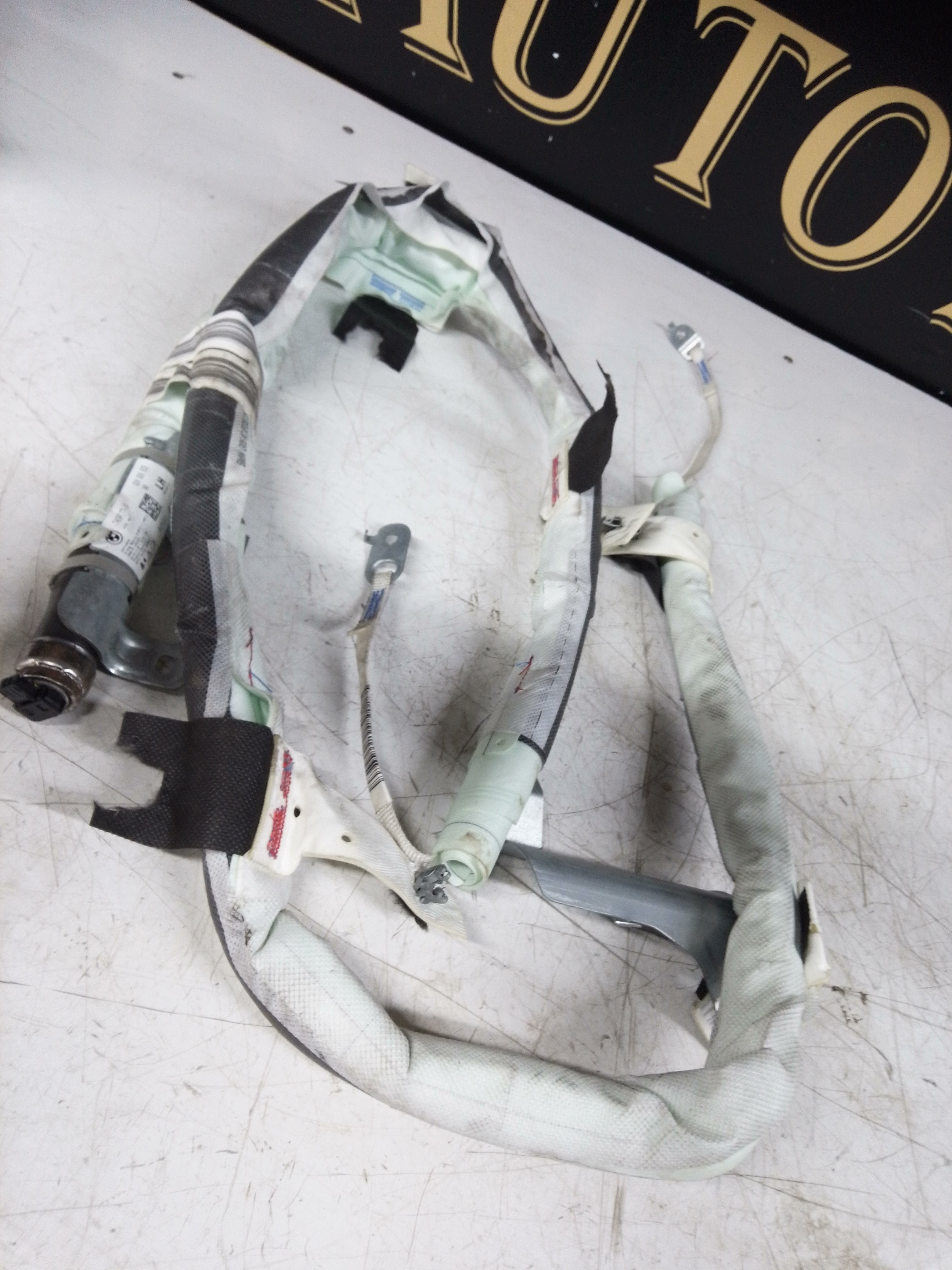 BMW X5 G05 Left Side Curtain Head Airbag (7409177)