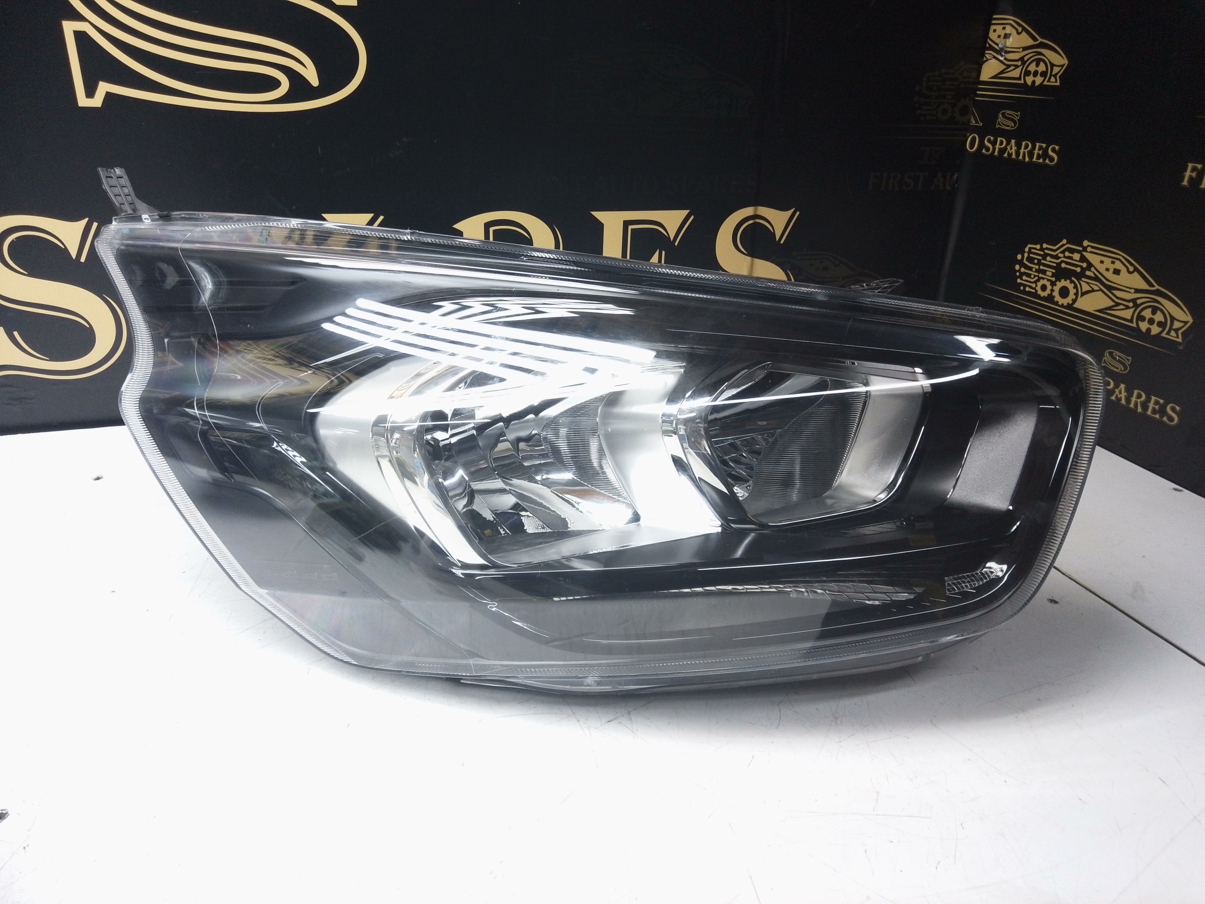 Ford Transit Custom 2021 Right Headlight (JK21-13W029-AJ)