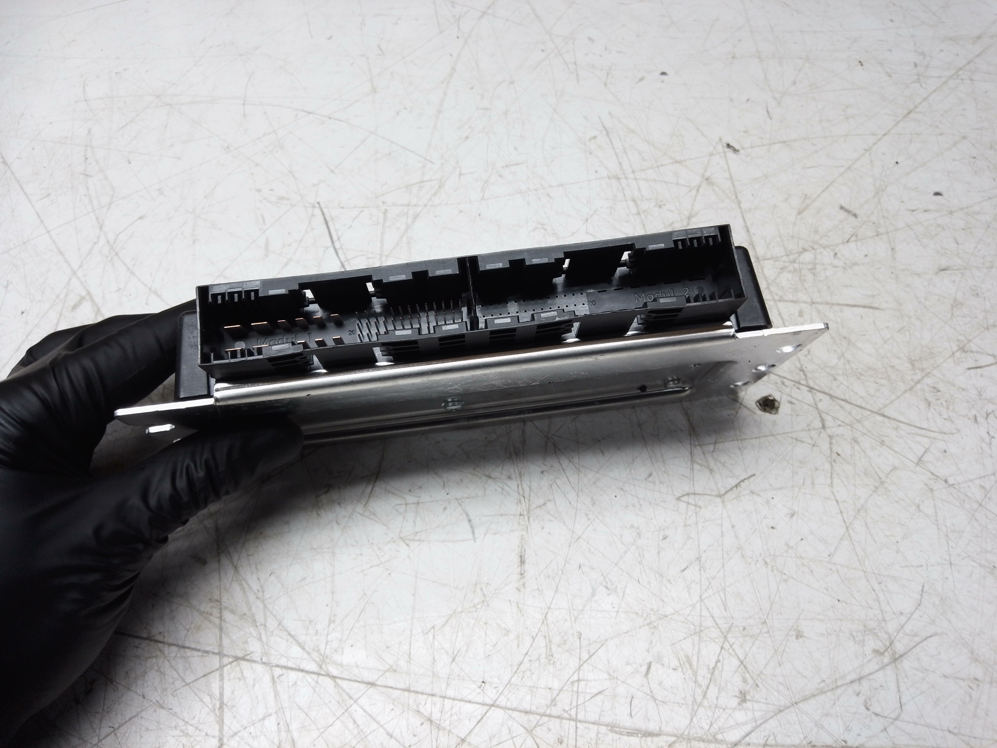 BMW X5 G05 2022 Air Suspension Control Module / Controller Unit (8845508)