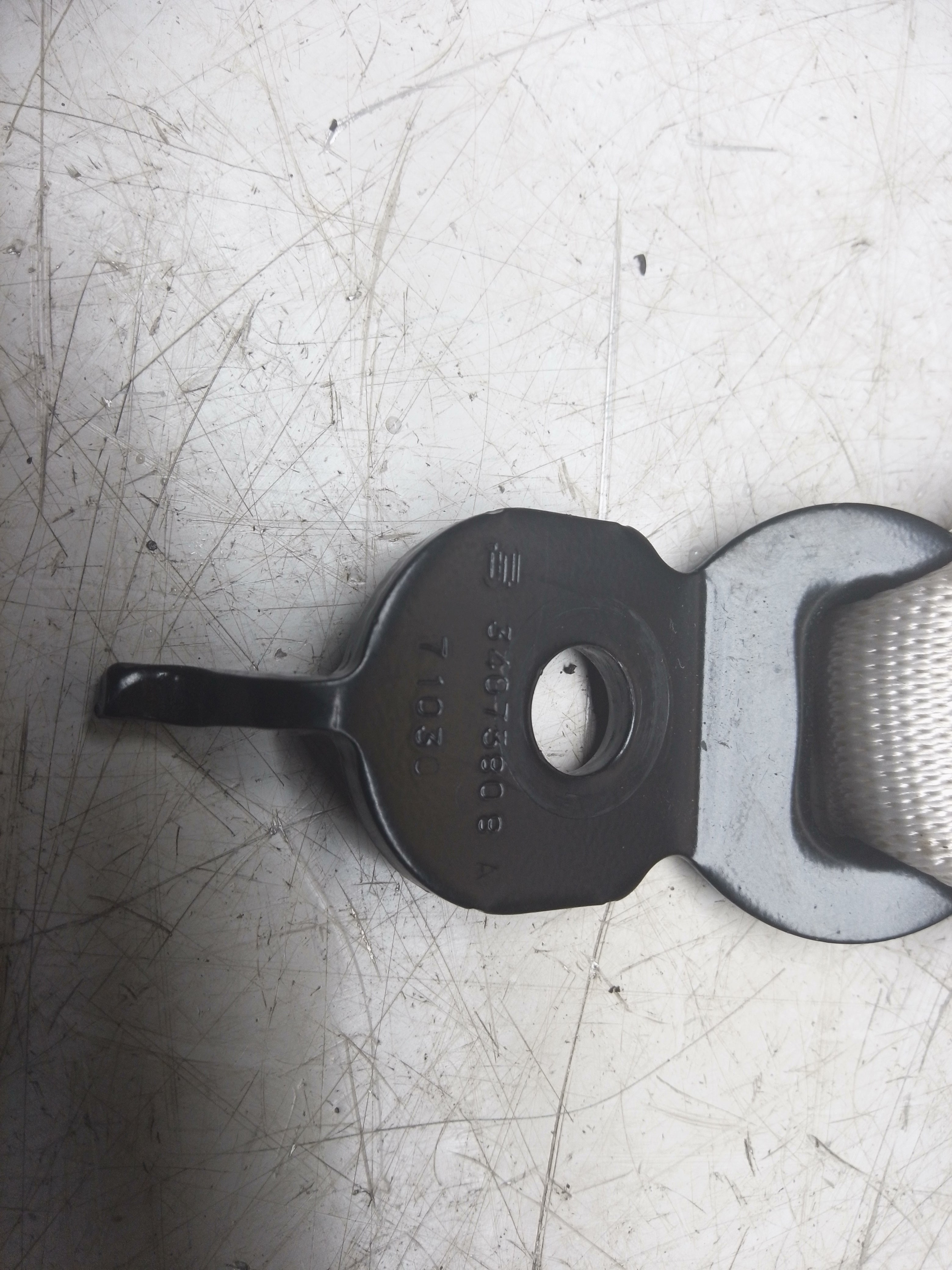 BMW 6 Series F06 M6 Gran Coupe Rear Middle Seat Buckle (34134924)