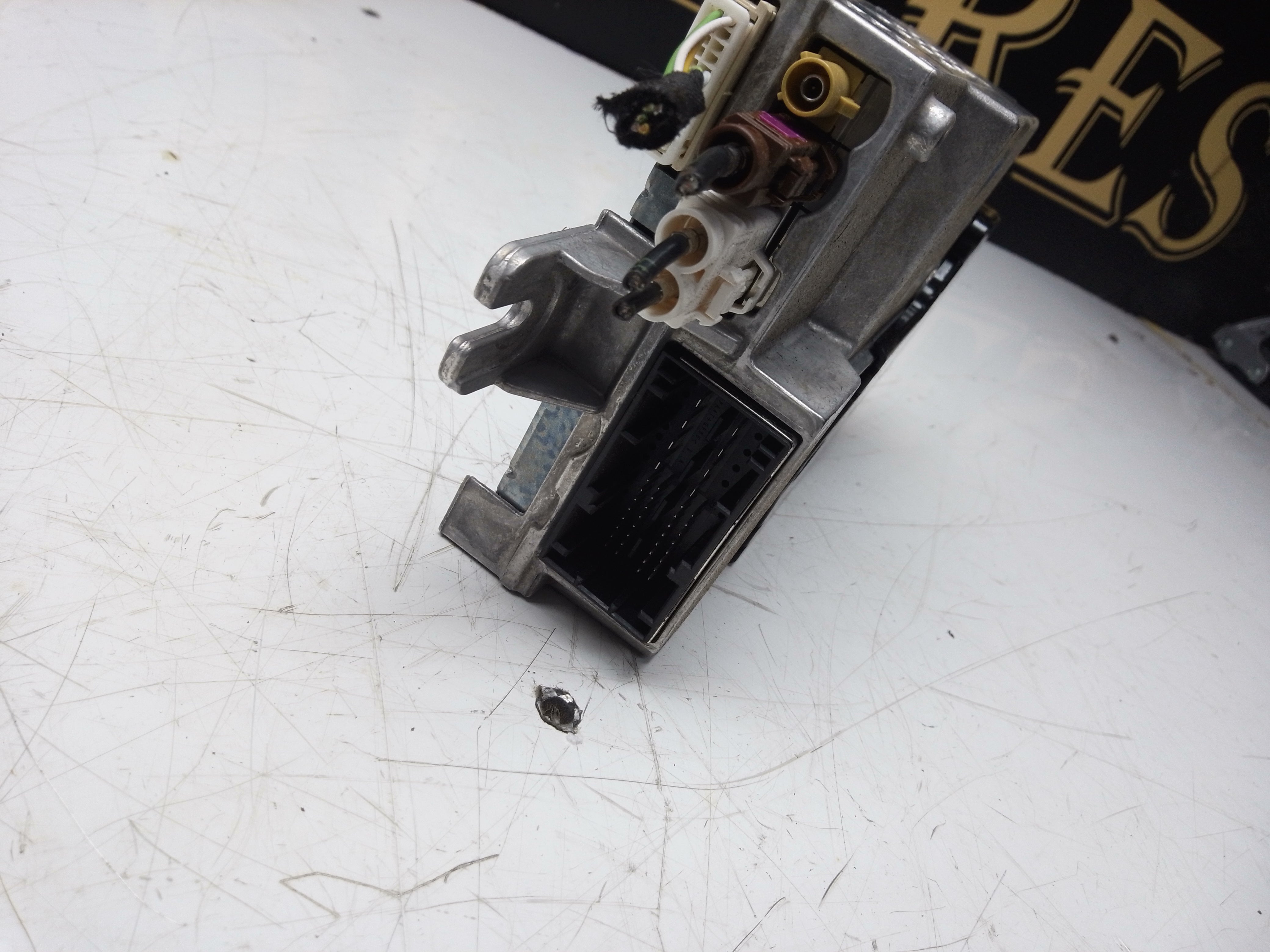 BMW X4 G02 2018 Sound Amplifier (5A4759102) (6512 R3 5 A4759102)