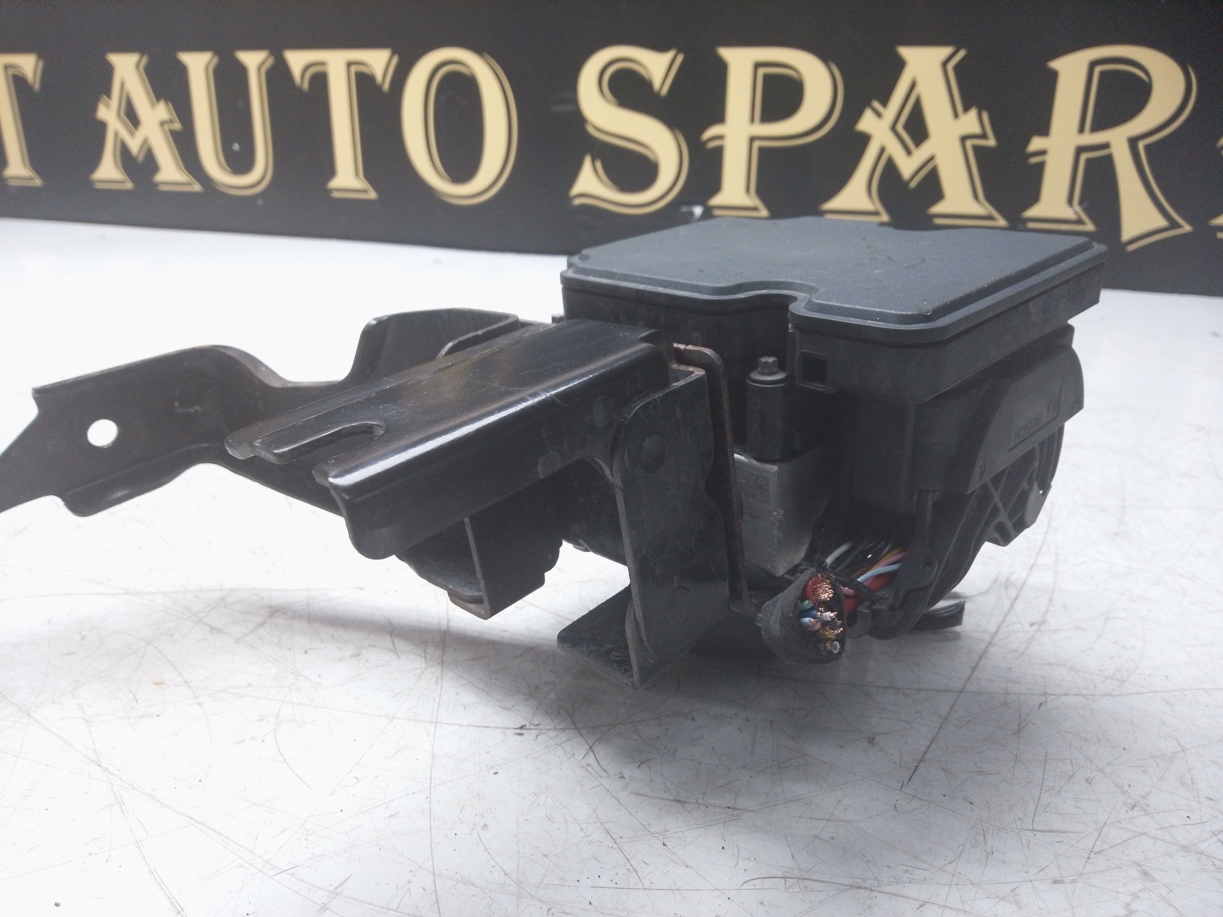 Nissan Micra ABS Pump Control Module ECU (47660-5FA0A)