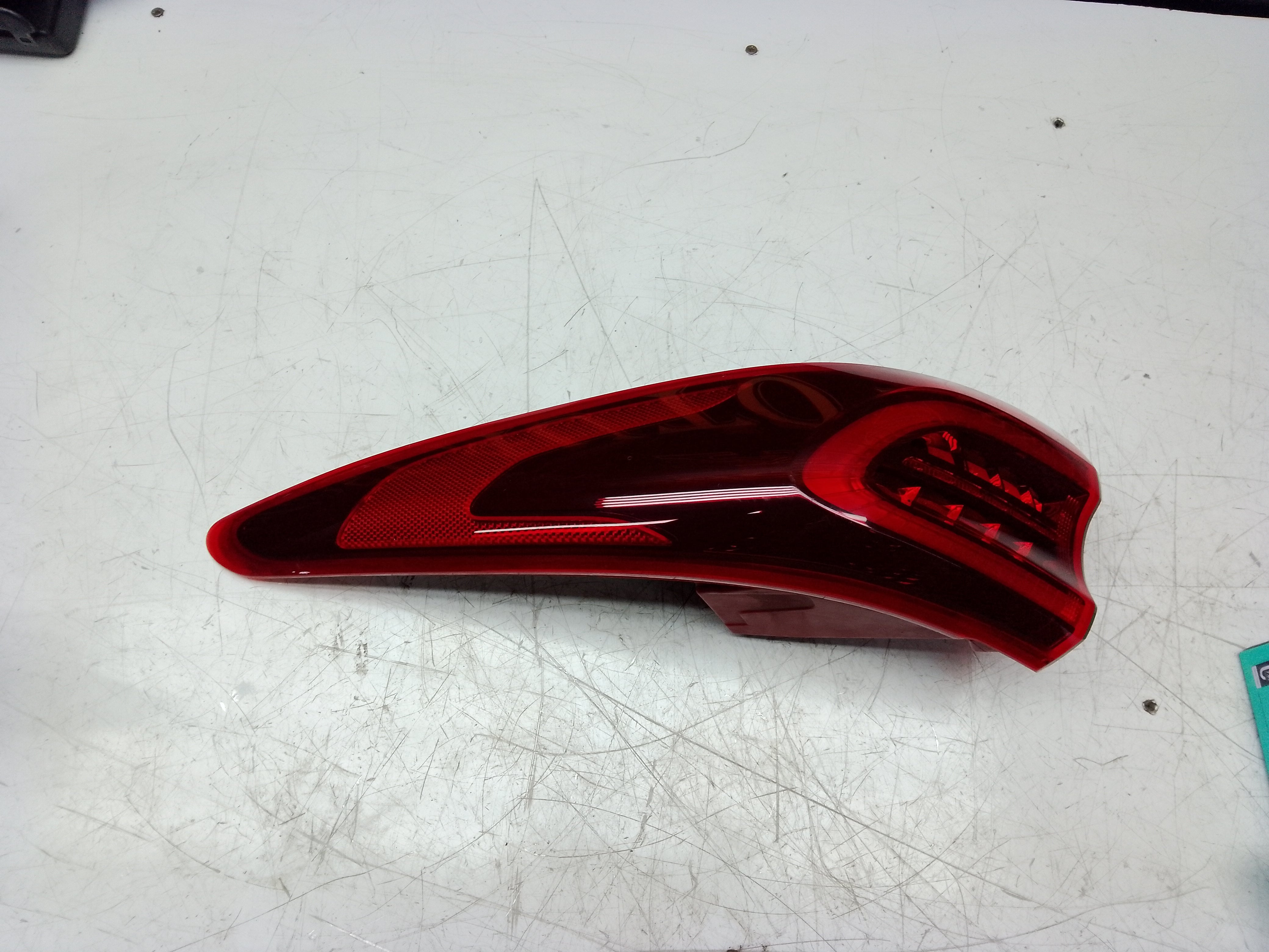 Kia Sportage 2020 Driver Right Side Rear Light (92402F1600)