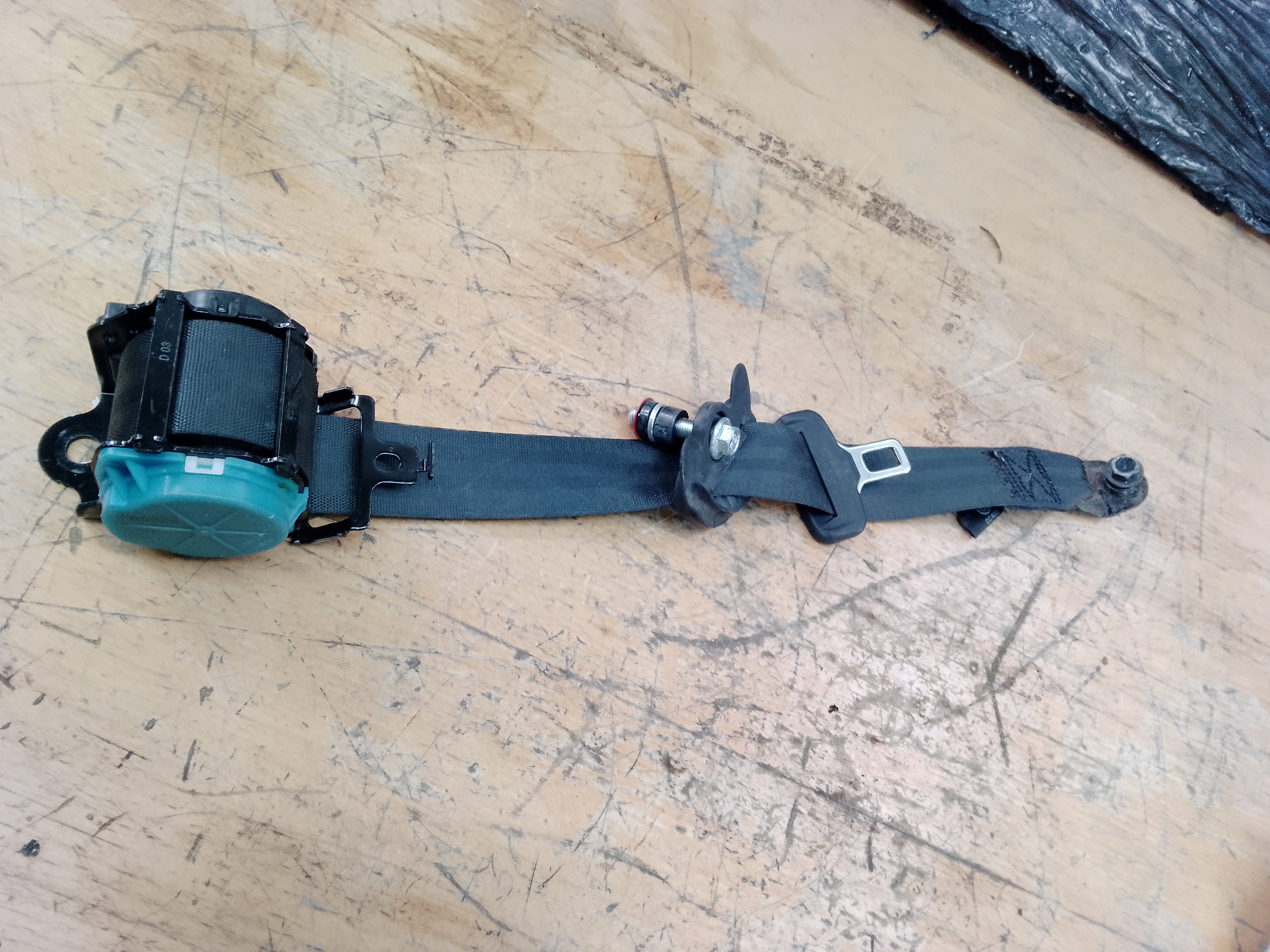 Hyundai i10 2014–21 Driver Right Rear Seat Belt (89820-B9000)