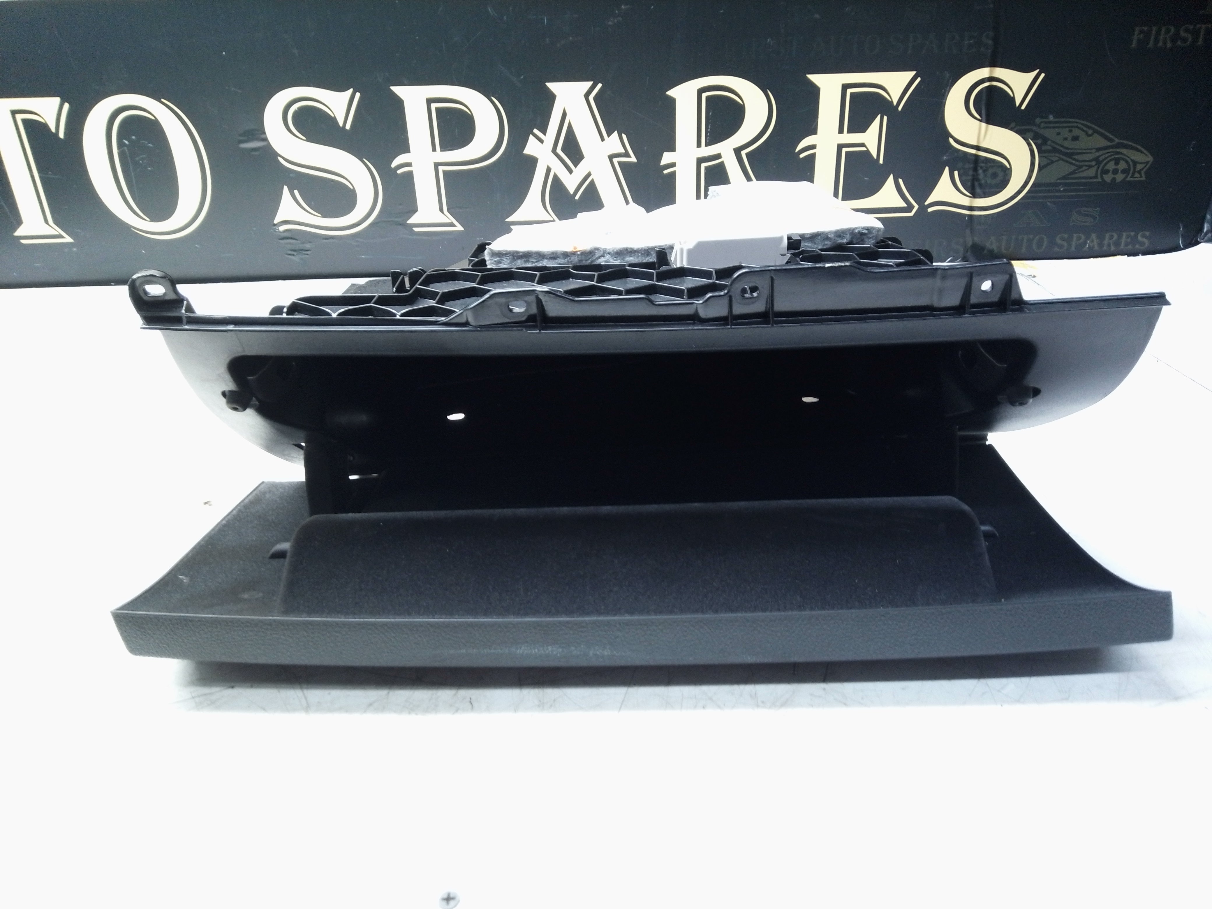 BMW 2 Series F22 M Sport Dashboard Glovebox Storage Compartment (9227250)