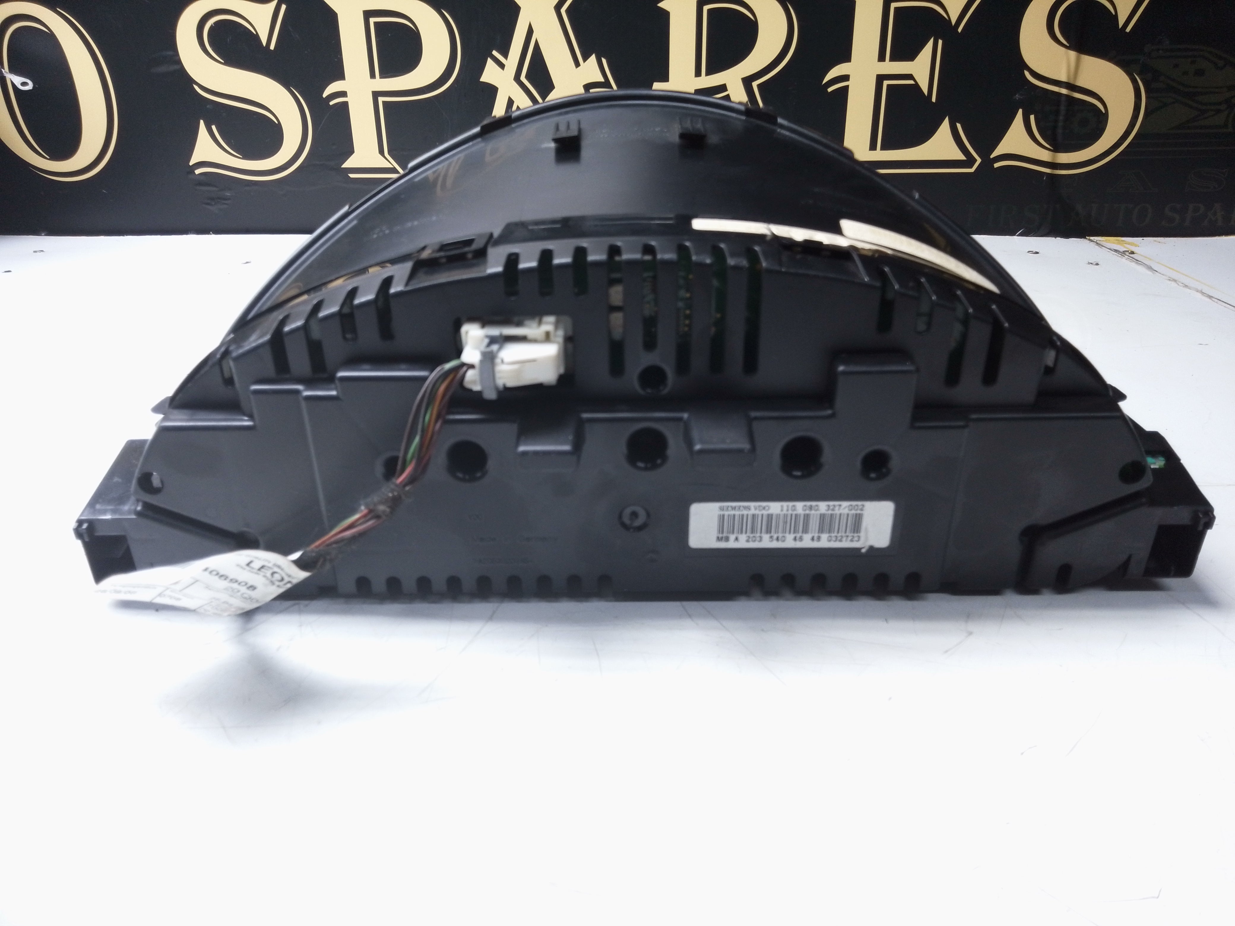 Mercedes-Benz C & Sprinter Speedometer Instrument Cluster (A2035405148)
