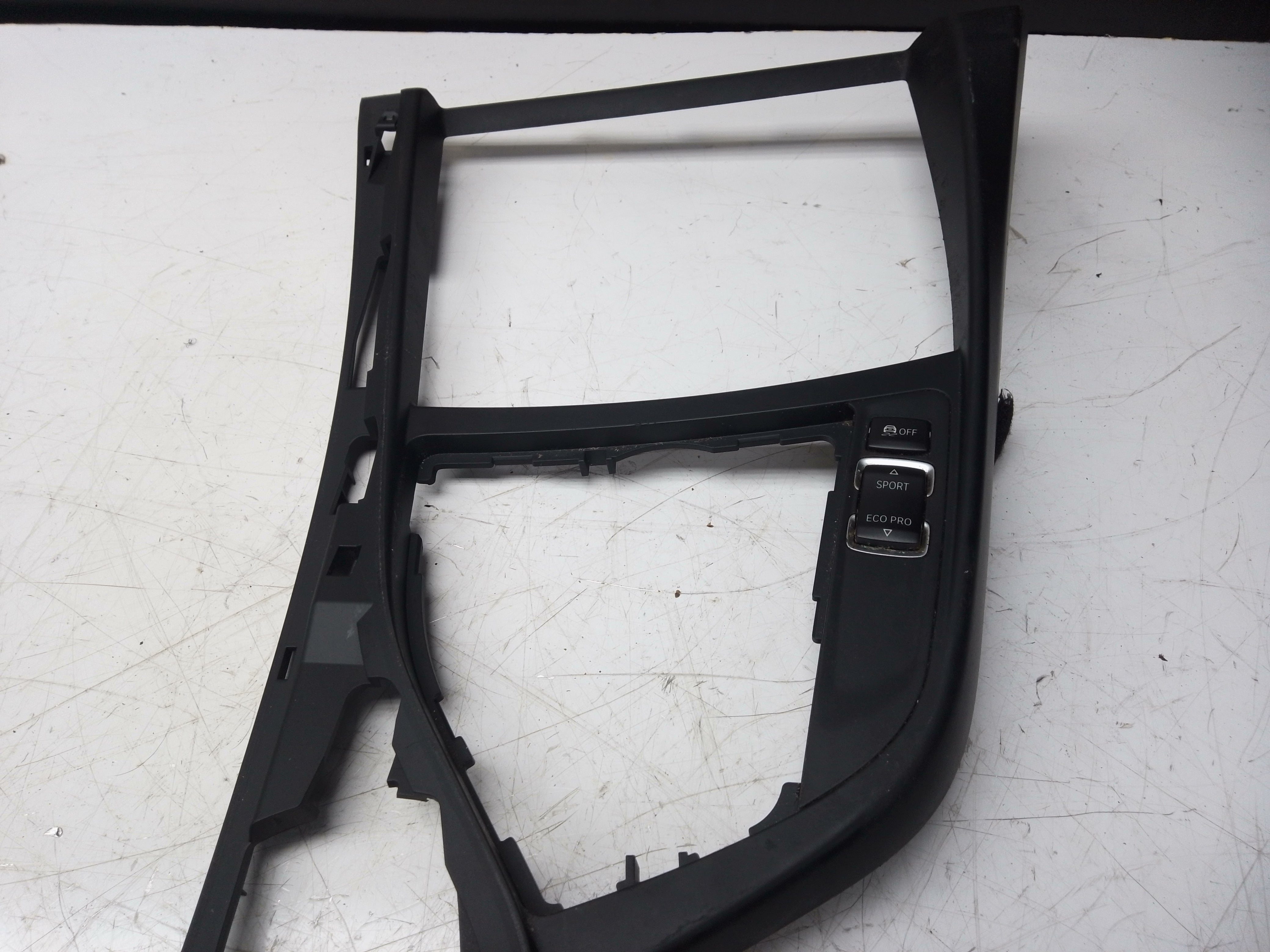 BMW 1 Series F20 F21 Centre Console Insert Trim Cover Panel (105026819 / 9206314)